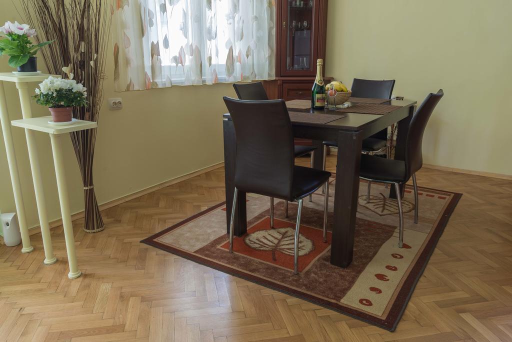 Sea Garden Plaza Apartment - Free Parking 부르가스 객실 사진